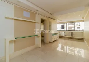 Foto 1 de Apartamento com 3 Quartos à venda, 96m² em Passo da Areia, Porto Alegre