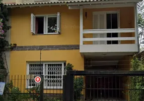 Foto 1 de Casa com 3 Quartos à venda, 150m² em Ipanema, Porto Alegre