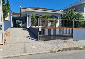 Foto 1 de Casa com 3 Quartos à venda, 165m² em Nova Brasília, Joinville