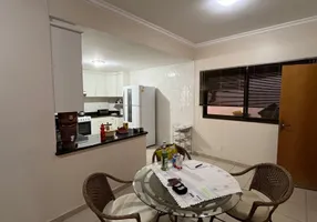 Foto 1 de Casa com 4 Quartos à venda, 270m² em Loteamento Portal do Sol I, Goiânia