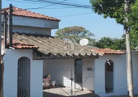 Foto 1 de Casa com 4 Quartos para alugar, 300m² em Jardim Califórnia, Jacareí