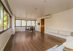 Foto 1 de Apartamento com 2 Quartos à venda, 95m² em Santa Cecília, Porto Alegre