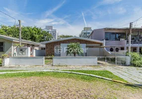 Foto 1 de Casa de Condomínio com 3 Quartos à venda, 235m² em Cristal, Porto Alegre
