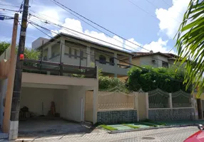 Foto 1 de Casa de Condomínio com 5 Quartos à venda, 236m² em Estrada do Coco, Lauro de Freitas