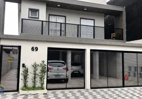 Foto 1 de Casa com 2 Quartos à venda, 51m² em Canto do Forte, Praia Grande