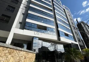 Foto 1 de Cobertura com 4 Quartos à venda, 418m² em América, Joinville