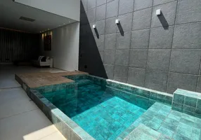 Foto 1 de Casa de Condomínio com 3 Quartos à venda, 300m² em Aponiã, Porto Velho