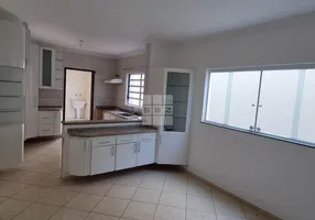 Foto 1 de Casa com 3 Quartos à venda, 200m² em Vila Nair, São Paulo