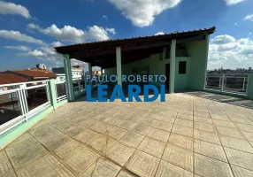 Foto 1 de Sobrado com 3 Quartos à venda, 294m² em Vila Tibirica, Santo André