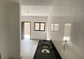 Foto 1 de Apartamento com 2 Quartos à venda, 34m² em Chácara Mafalda, São Paulo