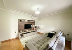 Foto 1 de Casa com 3 Quartos à venda, 182m² em Jardim Portugal, Rio Claro