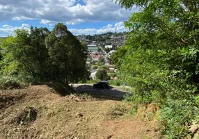 Foto 1 de Lote/Terreno à venda, 400m² em Piratini, Gramado