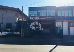 Foto 1 de Prédio Comercial à venda, 347m² em Navegantes, Porto Alegre