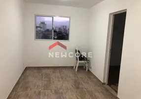 Foto 1 de Apartamento com 3 Quartos à venda, 52m² em Vila Taquari, São Paulo