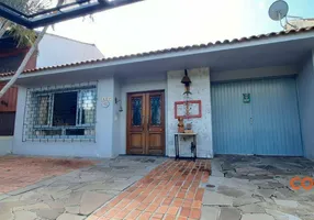 Foto 1 de Casa com 3 Quartos para alugar, 200m² em Espiríto Santo, Porto Alegre