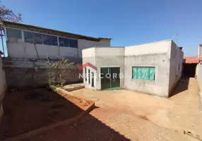 Foto 1 de Casa com 3 Quartos à venda, 200m² em São Pedro, Esmeraldas