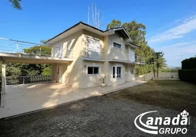 Foto 1 de Casa com 4 Quartos para alugar, 380m² em Chacara Santa Lucia, Carapicuíba