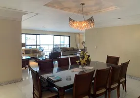 Foto 1 de Apartamento com 4 Quartos à venda, 385m² em Batista Campos, Belém