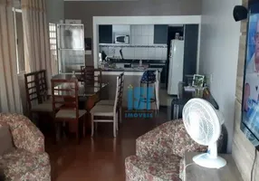 Foto 1 de Sobrado com 3 Quartos à venda, 215m² em Bussocaba, Osasco