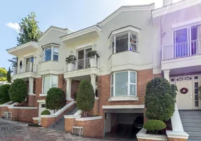 Foto 1 de Casa de Condomínio com 4 Quartos à venda, 449m² em Três Figueiras, Porto Alegre