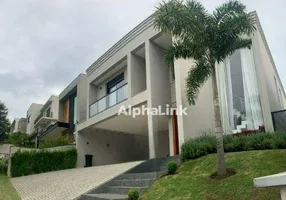 Foto 1 de Casa de Condomínio com 4 Quartos à venda, 357m² em Alphaville, Santana de Parnaíba