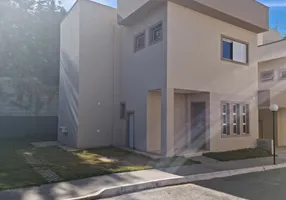 Foto 1 de Casa com 3 Quartos à venda, 100m² em Vila Maria, Aparecida de Goiânia
