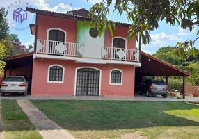 Foto 1 de Fazenda/Sítio com 4 Quartos à venda, 219m² em Residencial Aquarius, Aracoiaba da Serra