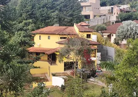 Foto 1 de Sobrado com 5 Quartos à venda, 320m² em Serra da Cantareira, Mairiporã