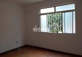 Foto 1 de Apartamento com 3 Quartos à venda, 79m² em Lourdes, Uberlândia