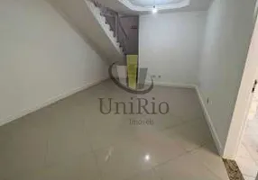 Foto 1 de Casa de Condomínio com 3 Quartos à venda, 133m² em Anil, Rio de Janeiro