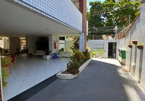 Foto 1 de Apartamento com 4 Quartos à venda, 193m² em Petrópolis, Natal