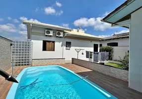 Foto 1 de Casa com 3 Quartos à venda, 95m² em Mirim, Imbituba