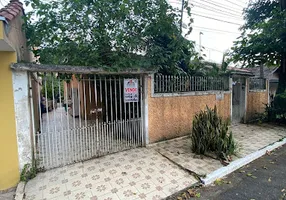 Foto 1 de Casa com 3 Quartos à venda, 250m² em Parque Guarapiranga, São Paulo