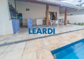 Foto 1 de Casa de Condomínio com 4 Quartos à venda, 306m² em Alphaville, Santana de Parnaíba