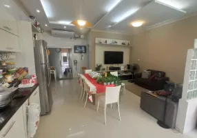 Foto 1 de Casa com 3 Quartos à venda, 432m² em Condor, Belém