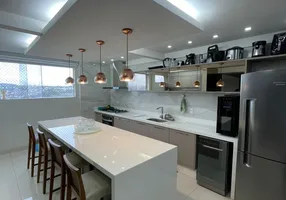 Foto 1 de Apartamento com 3 Quartos à venda, 136m² em Laranjal, Volta Redonda