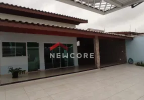 Foto 1 de Sobrado com 5 Quartos à venda, 166m² em Nova Peruíbe, Peruíbe