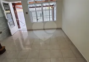 Foto 1 de Sobrado com 3 Quartos à venda, 125m² em Parada Inglesa, São Paulo