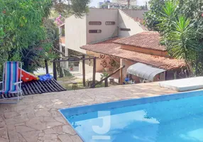 Foto 1 de Casa com 4 Quartos à venda, 374m² em Jardim Santa Helena, Bragança Paulista