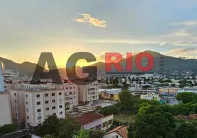 Foto 1 de Apartamento com 2 Quartos à venda, 66m² em Praça Seca, Rio de Janeiro