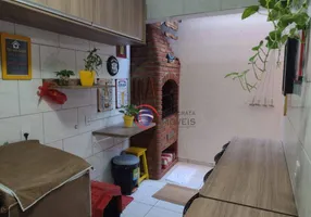 Foto 1 de Sobrado com 3 Quartos à venda, 131m² em Vila Assis Brasil, Mauá