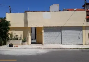 Foto 1 de Casa com 4 Quartos à venda, 240m² em Coroa do Meio, Aracaju