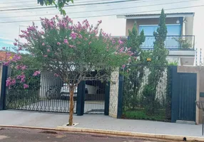 Foto 1 de Casa com 3 Quartos à venda, 217m² em Centro, Mirassolândia