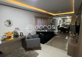 Foto 1 de Casa com 3 Quartos à venda, 230m² em Chácaras Tubalina E Quartel, Uberlândia