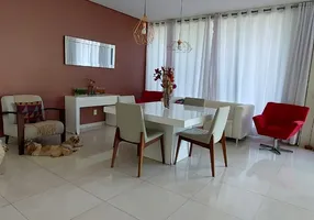 Foto 1 de Casa de Condomínio com 4 Quartos à venda, 360m² em Condomínio Parque dos Cisnes, Goiânia