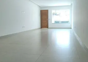 Foto 1 de Sobrado com 3 Quartos à venda, 230m² em Vila Nivi, São Paulo