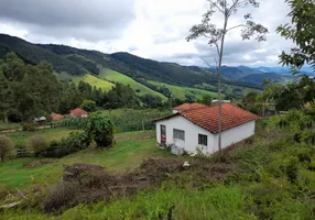 Foto 1 de Fazenda/Sítio à venda, 4000m² em Zona Rural, Delfim Moreira