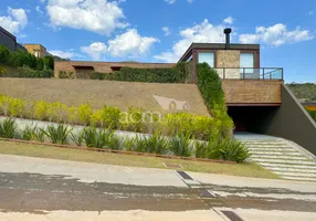 Foto 1 de Casa de Condomínio com 4 Quartos à venda, 570m² em Itaipava, Petrópolis