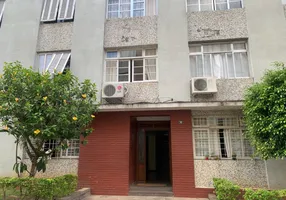 Foto 1 de Apartamento com 3 Quartos à venda, 76m² em Menino Deus, Porto Alegre