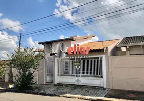 Foto 1 de Casa com 3 Quartos à venda, 180m² em Jardim Aeroporto, Bauru
